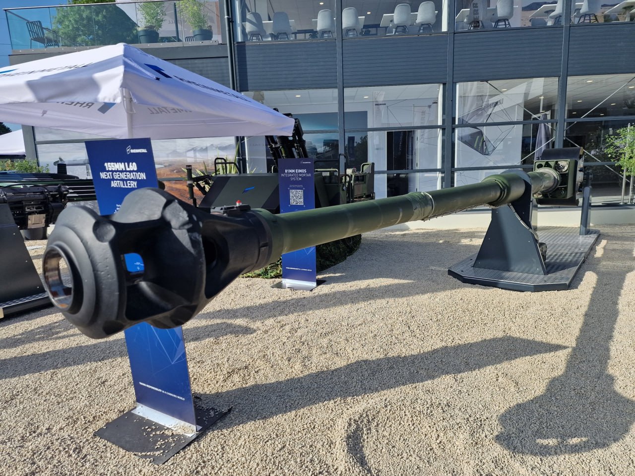 Cev habice 155 mm L60 na izložbi Eurosatory 2026 iz drugog ugla